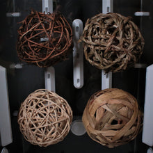 Load image into Gallery viewer, Wicker Nest Ball